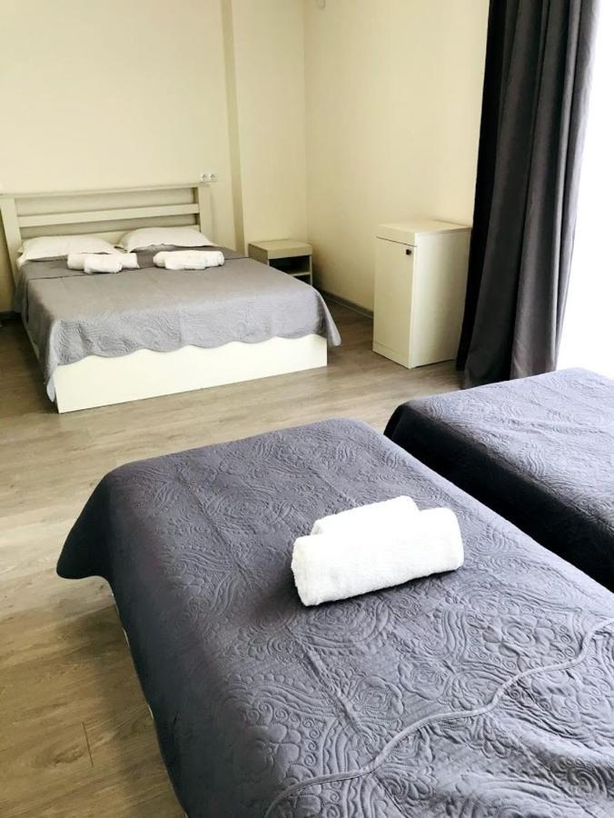 Gurya Hotell Kobuleti Exteriör bild