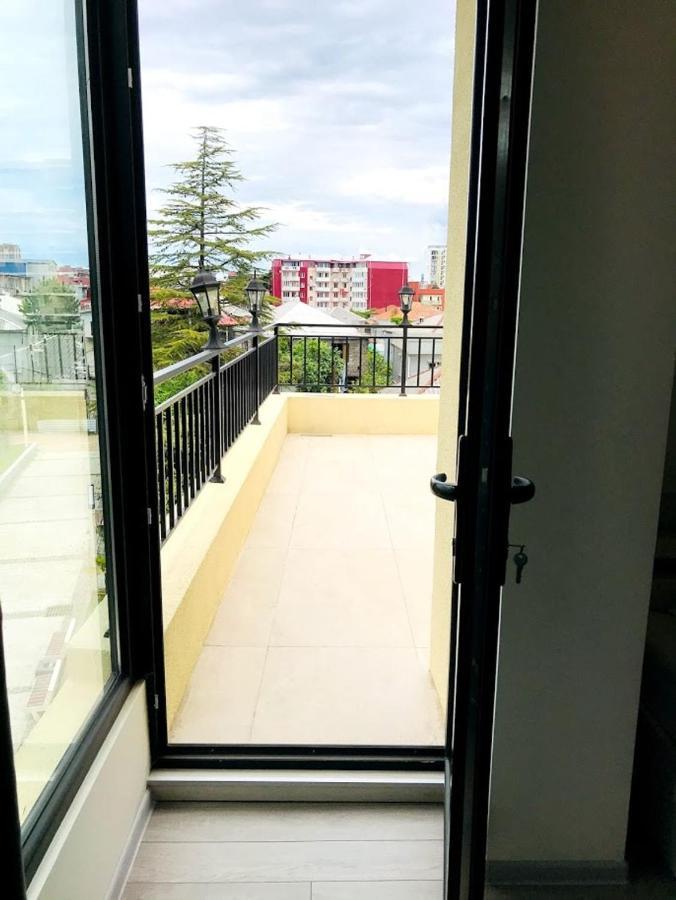 Gurya Hotell Kobuleti Exteriör bild