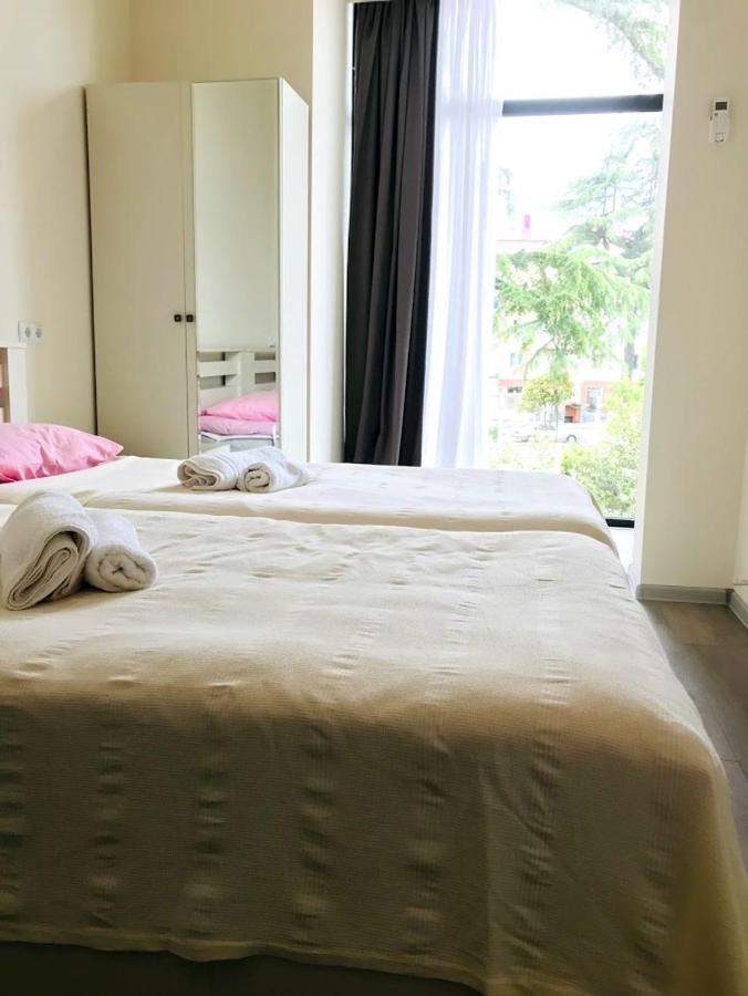 Gurya Hotell Kobuleti Exteriör bild