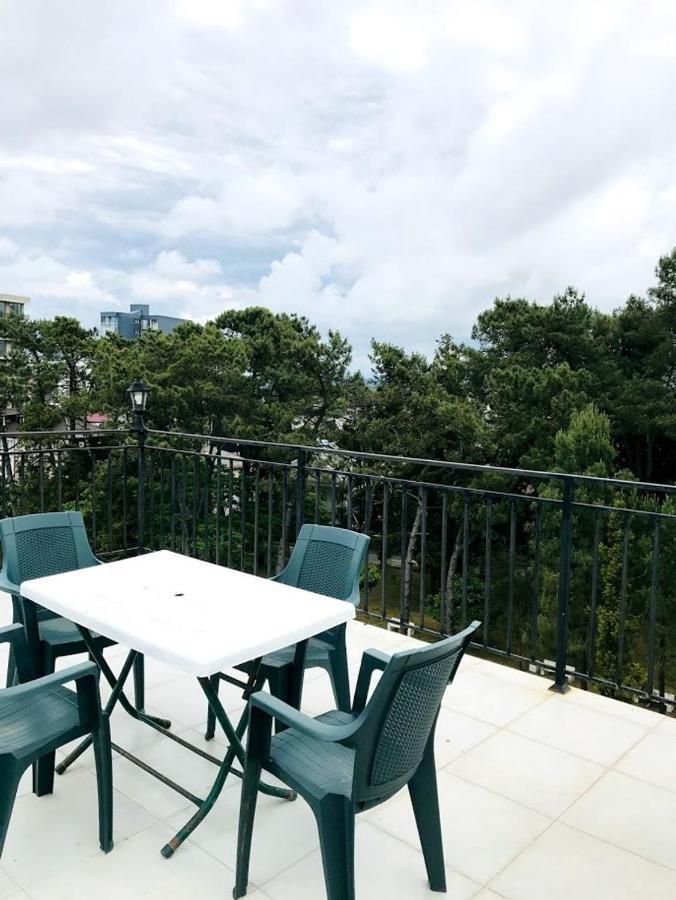 Gurya Hotell Kobuleti Exteriör bild