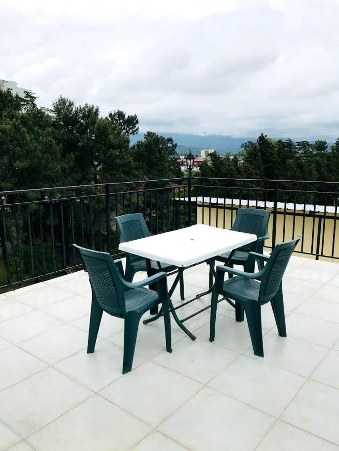 Gurya Hotell Kobuleti Exteriör bild