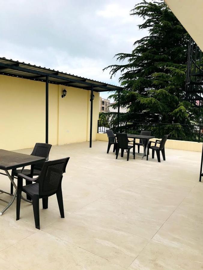 Gurya Hotell Kobuleti Exteriör bild